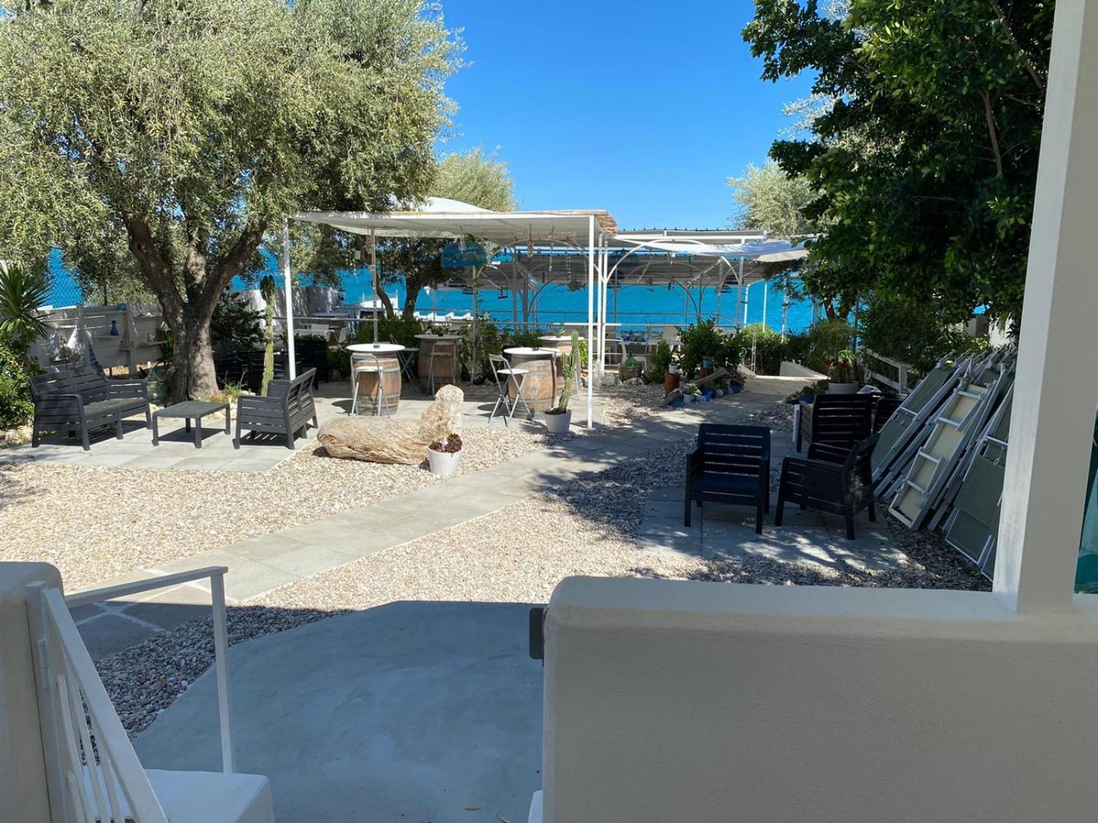 B&B Direttamente Sul Mare Da Antonino Mattinata Εξωτερικό φωτογραφία